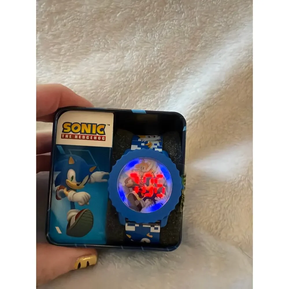 Accutime Sonic The Hedgehog Kids Flashing LCD Digital Watch Blue w/ Tin NEW